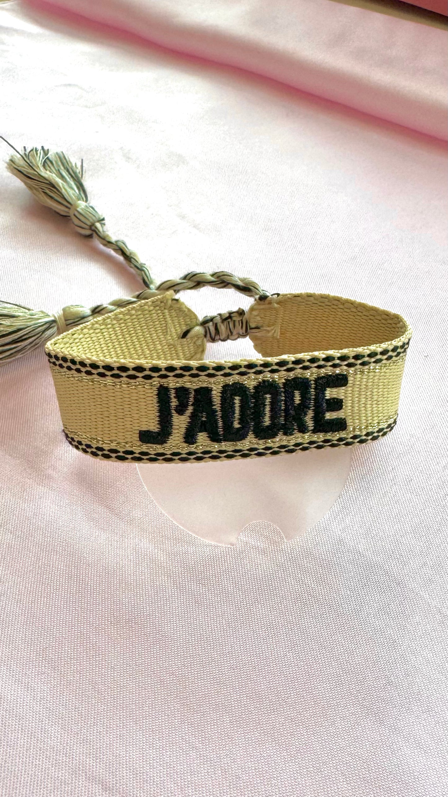 Bracelet J'ADORE doré